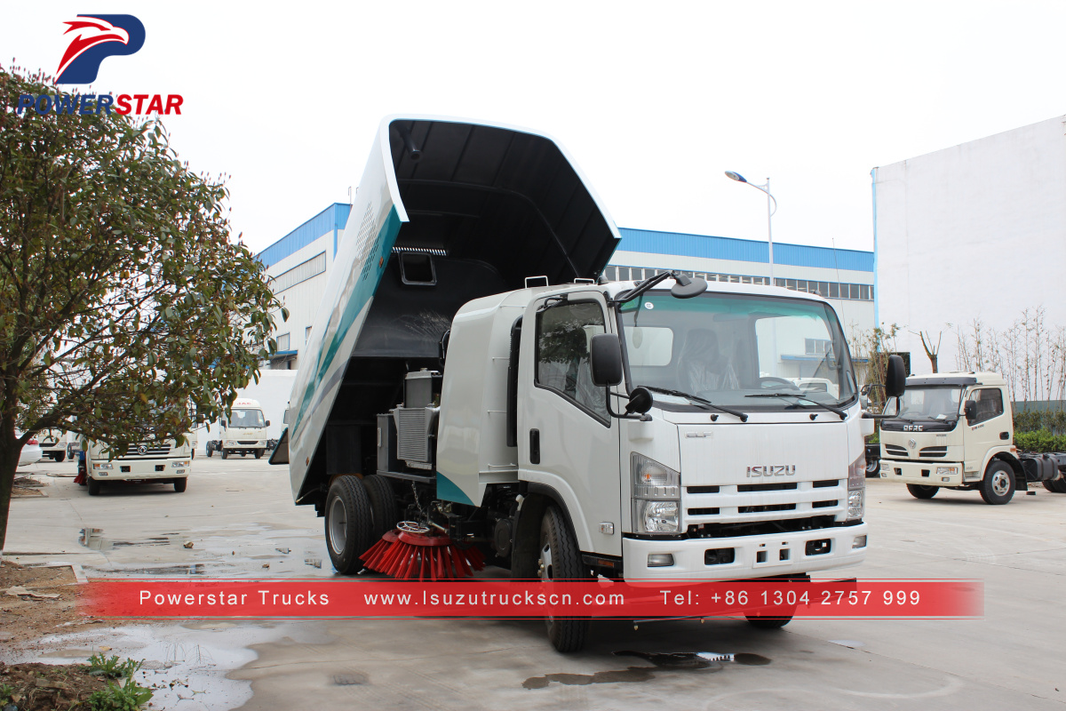 Camión barredor de carreteras por vacío sanitario Isuzu en el mercado de Armenia a la venta