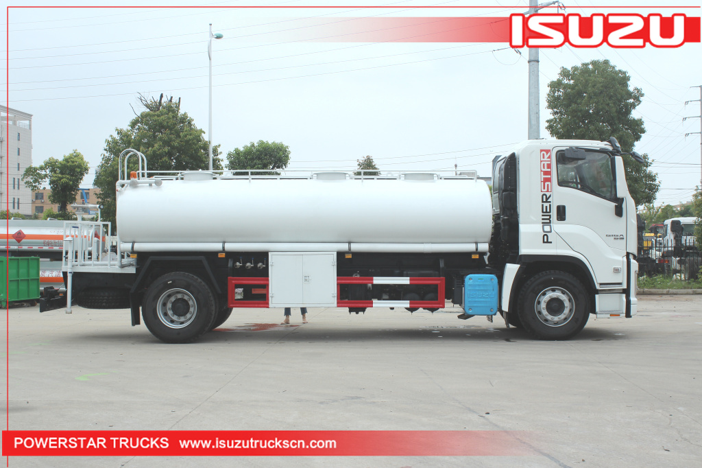 Isuzu vc61 GIGA 6UZ1-TCG50 380HP 4X2 Camión de agua potable potable en venta