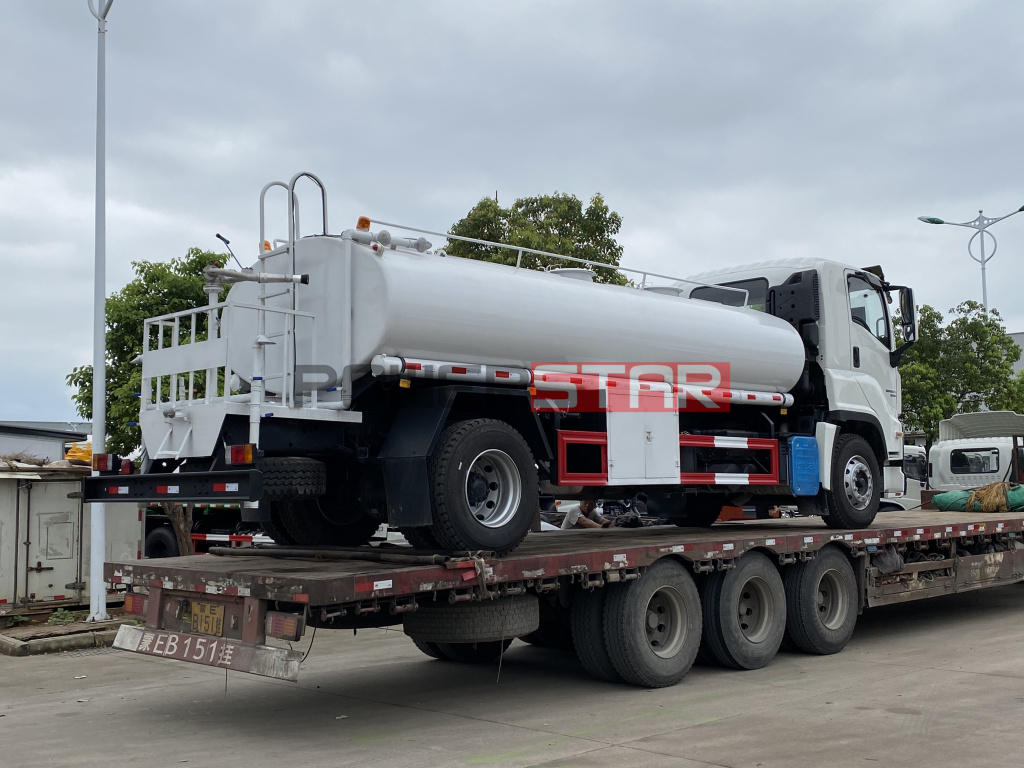 Camión cisterna de agua potable de acero inoxidable ISUZU GIGA VC61 6UZ1-TCG50 380HP
