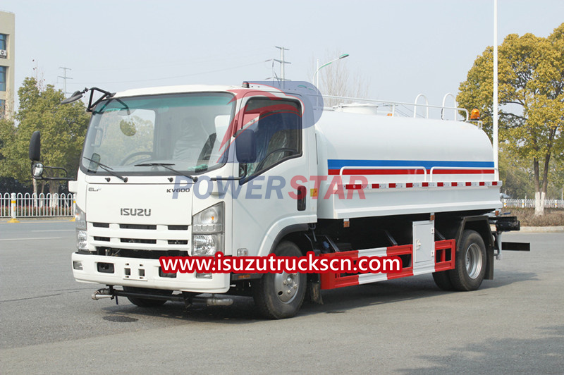 Camión de agua potable ISUZU