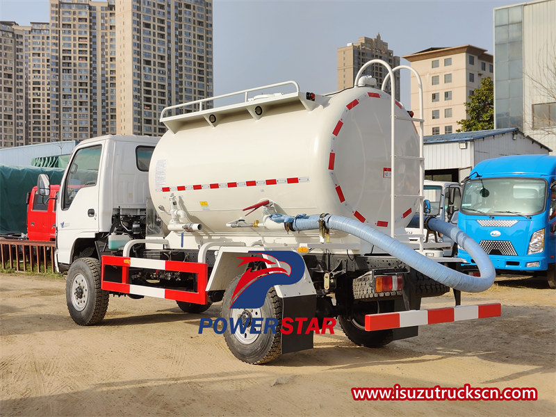 Camión de aguas residuales Isuzu AWD NKR de 4 ruedas