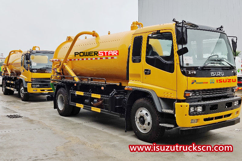 NUEVO camión de succión de aguas residuales por vacío ISUZU FTR 14,000L
    