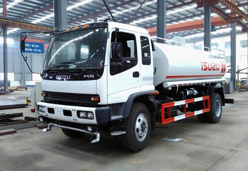 Camión aspersor Isuzu FVR FTR Water Bowser Camión cisterna de agua japonés
    