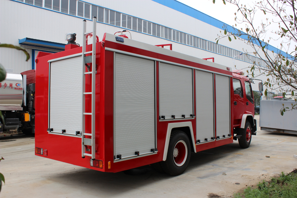 Camión oficial de extinción de incendios ISUZU FTR Fabricante de camiones Powerstar
    
