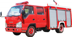 camión de bomberos cisterna de agua ISUZU 2.000L