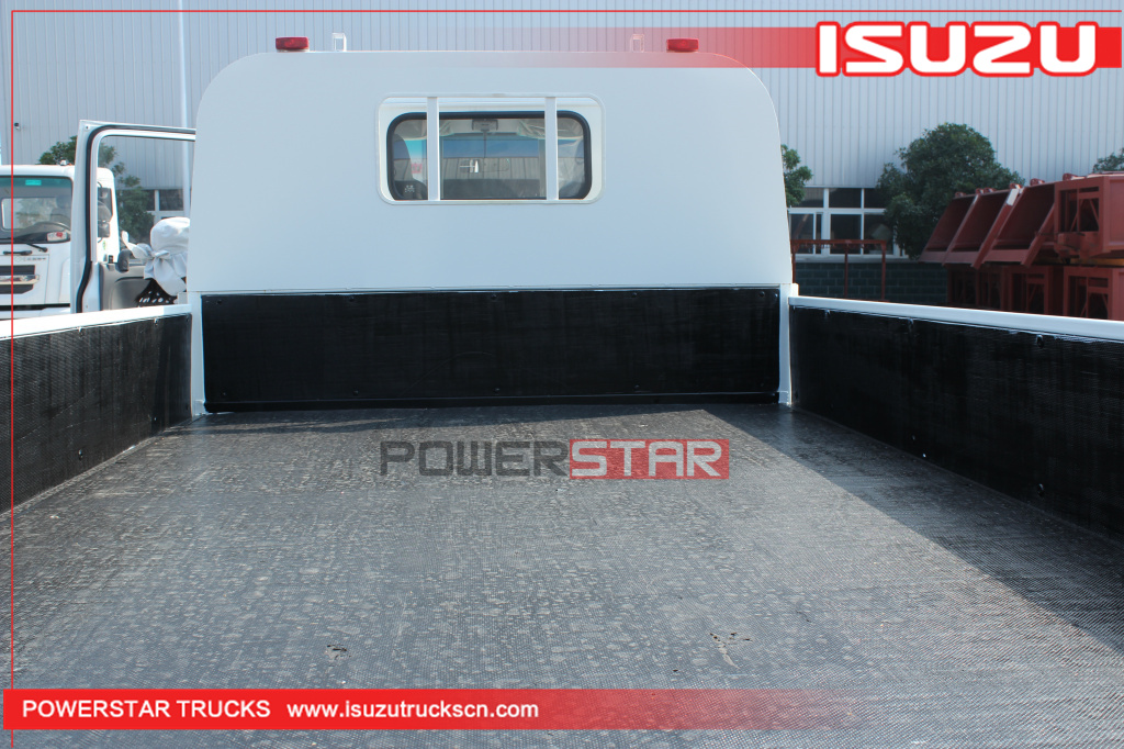 Antigua Isuzu 100P lega mega 4X2 Camión de carga ligero con plataforma abatible a la venta