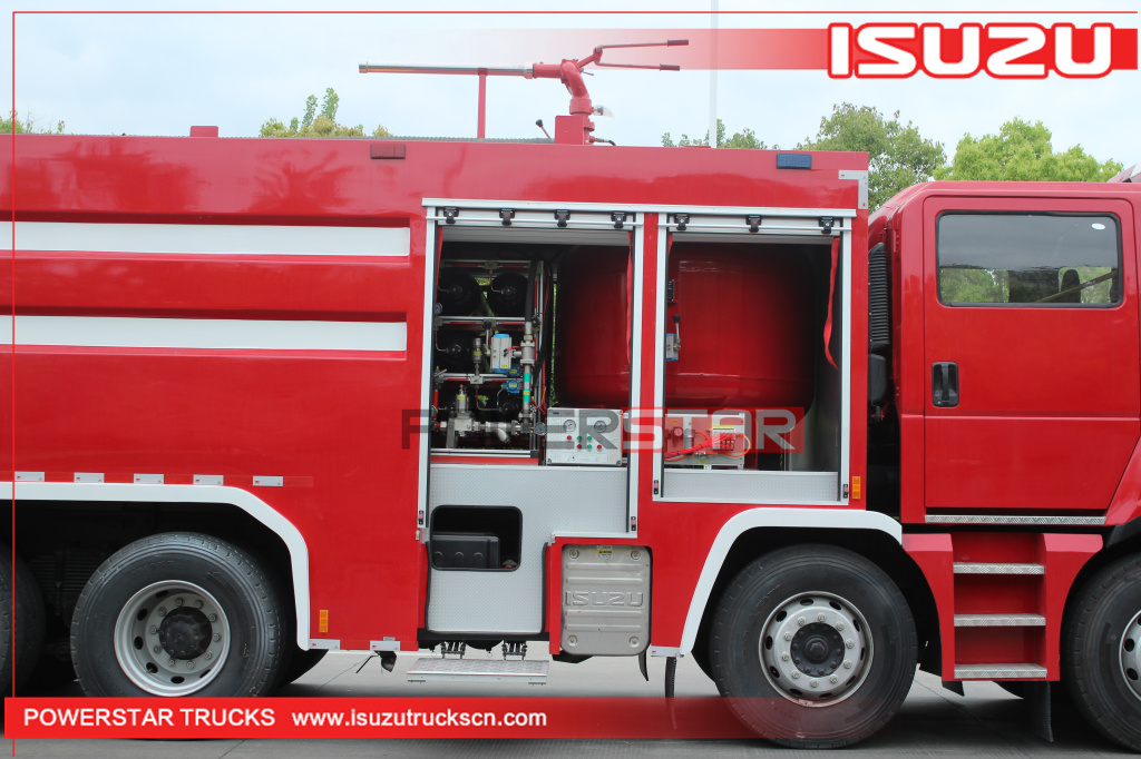Camión combinado de lucha contra incendios en polvo de espuma de agua resistente de Japón ISUZU GIGA