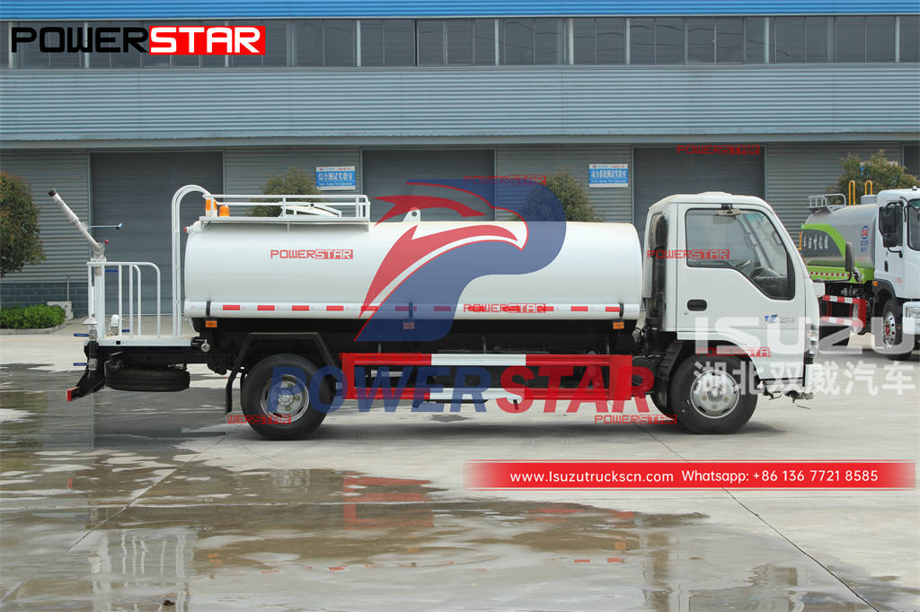 Camión cisterna de agua potable ISUZU de 5000 litros de alto rendimiento a la venta