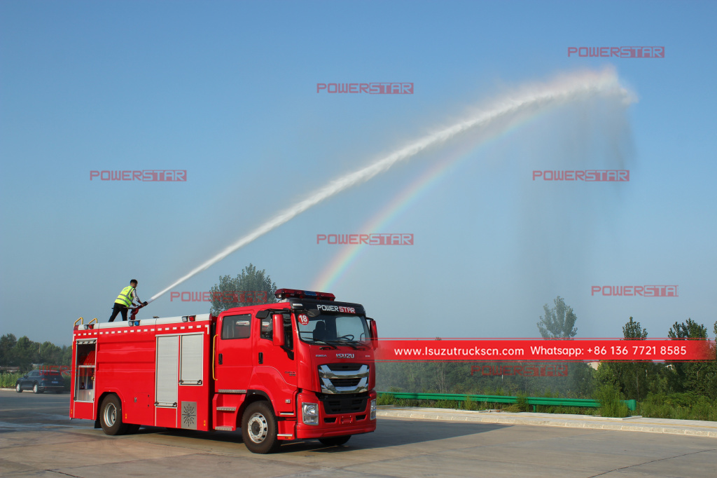Vehículo de lucha contra incendios del camión de bomberos del agua 4X2 del motor de bomberos de ISUZU GIGA de Filipinas