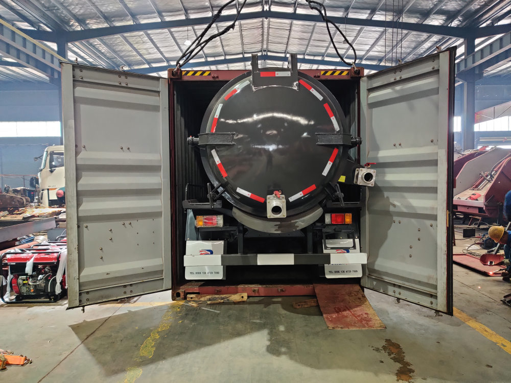 Caja de envío de camión cisterna para tratamiento de aguas residuales ISUZU NPR