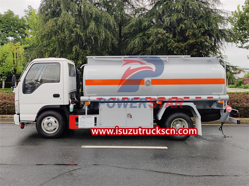 Camión cisterna de petróleo ISUZU a la venta
