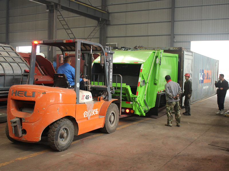 Exportación de camión compactador de basura Isuzu