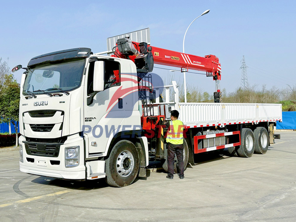 Camión Isuzu GIGA con grúa de 10 toneladas.