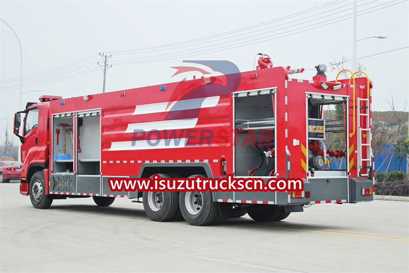 Camión de bomberos Isuzu GIGA