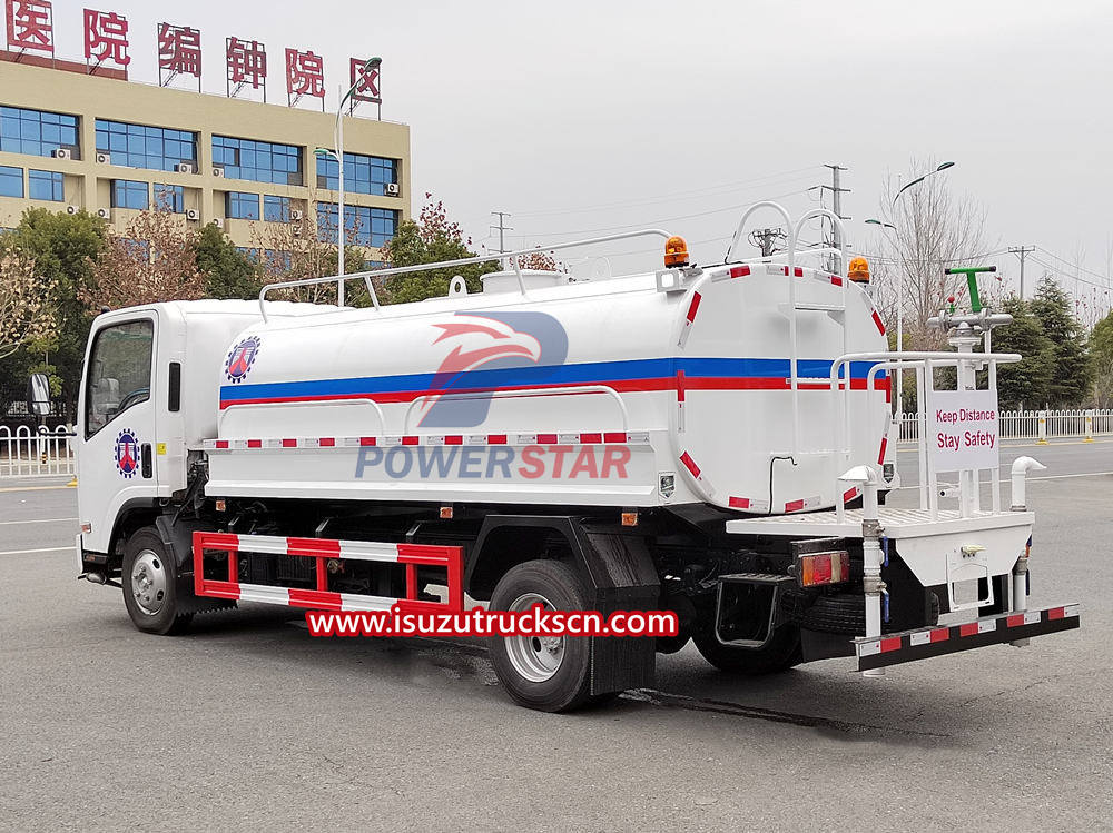 camiones cisterna de agua isuzu