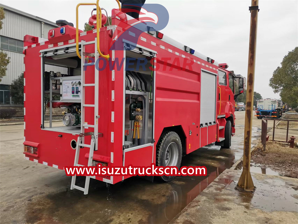 camión de bomberos isuzu