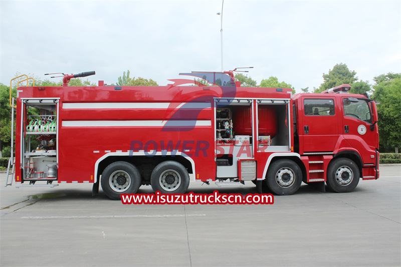 Camión de bomberos Isuzu Giga