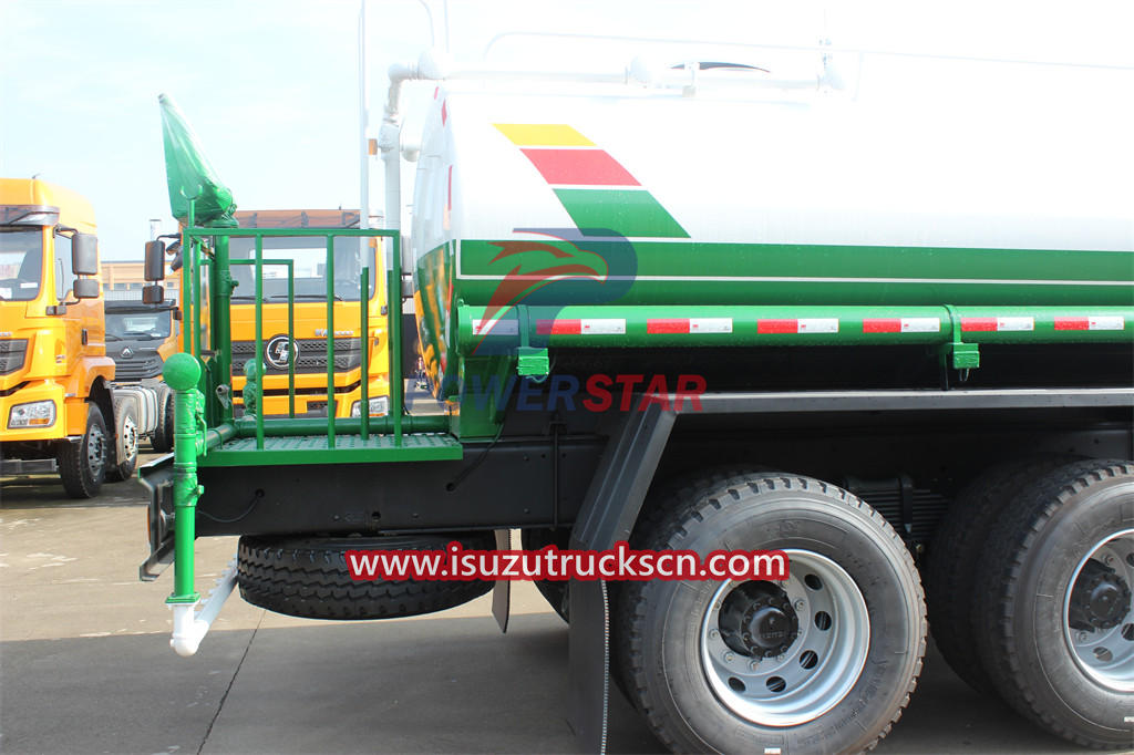 Camión rociador de agua de calle Giga Isuzu 420hp de 25 toneladas