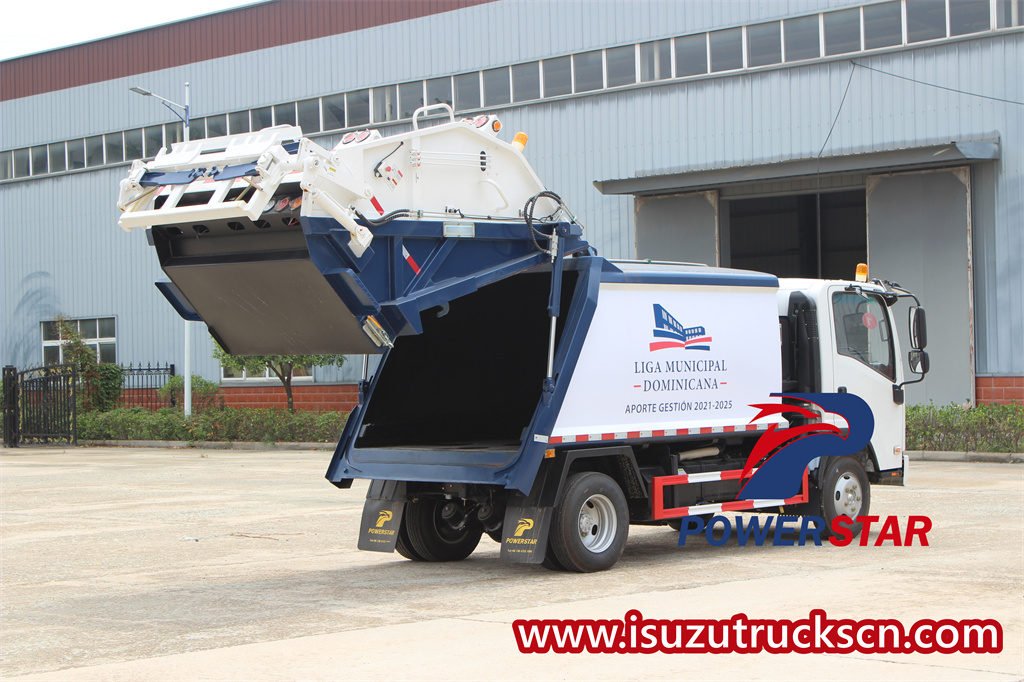 Camión compactador de basura Isuzu NPR 6cbm a Etiopía