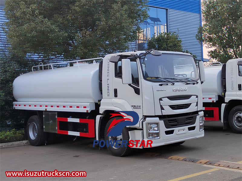 Camión de agua potable Isuzu FTR GIGA 4x2 120000L