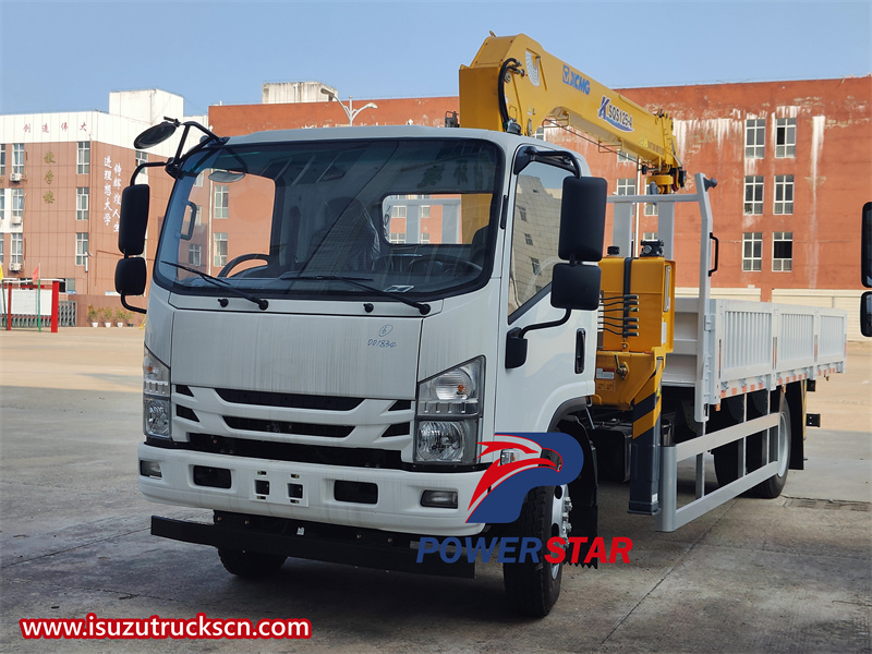 ISUZU 3.2 Ton hydraulic crane lorry truck