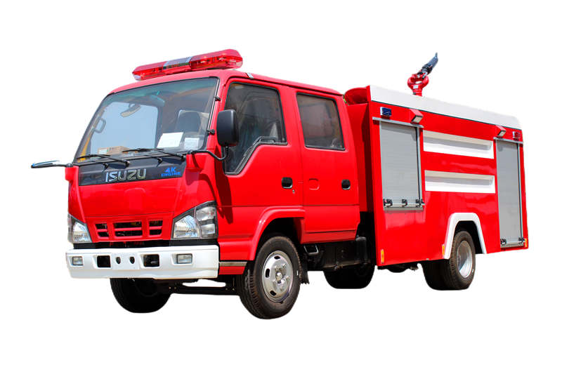 ¿Cuál es la característica del camión de bomberos de doble cabina isuzu 600P?
    