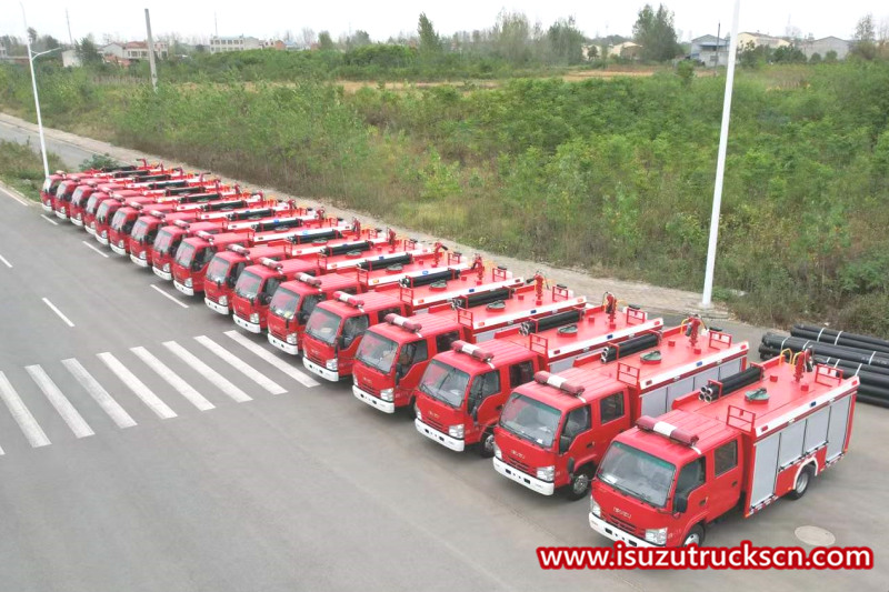 Fábrica original de camiones de bomberos de agua Isuzu
    