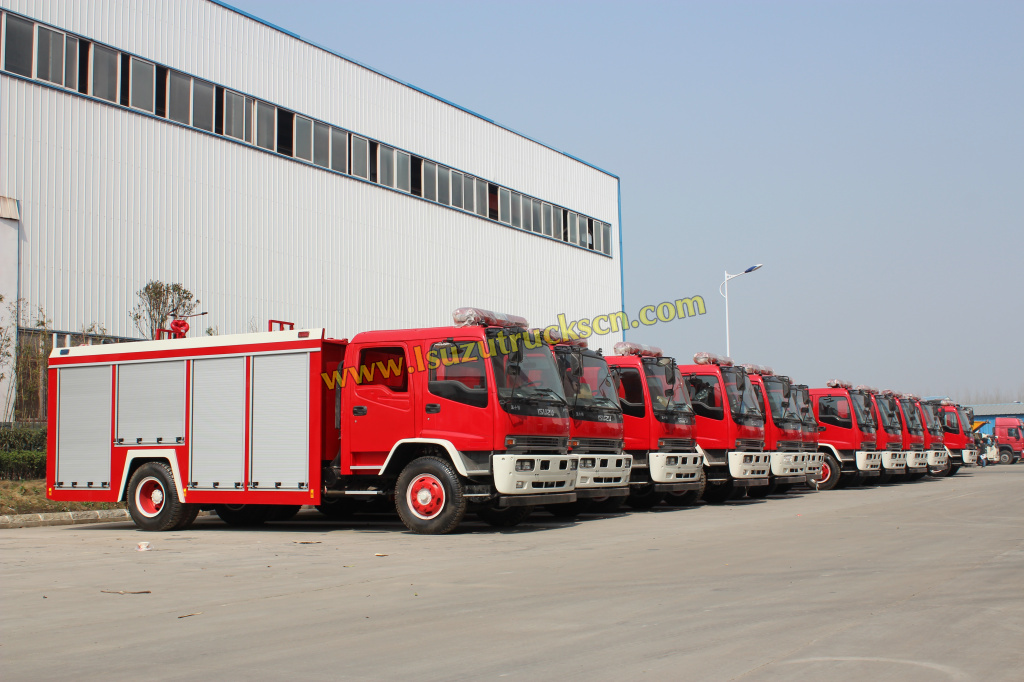Camiones contra incendios ISUZU FTR 5000L hechos a medida en Camboya a la venta
    