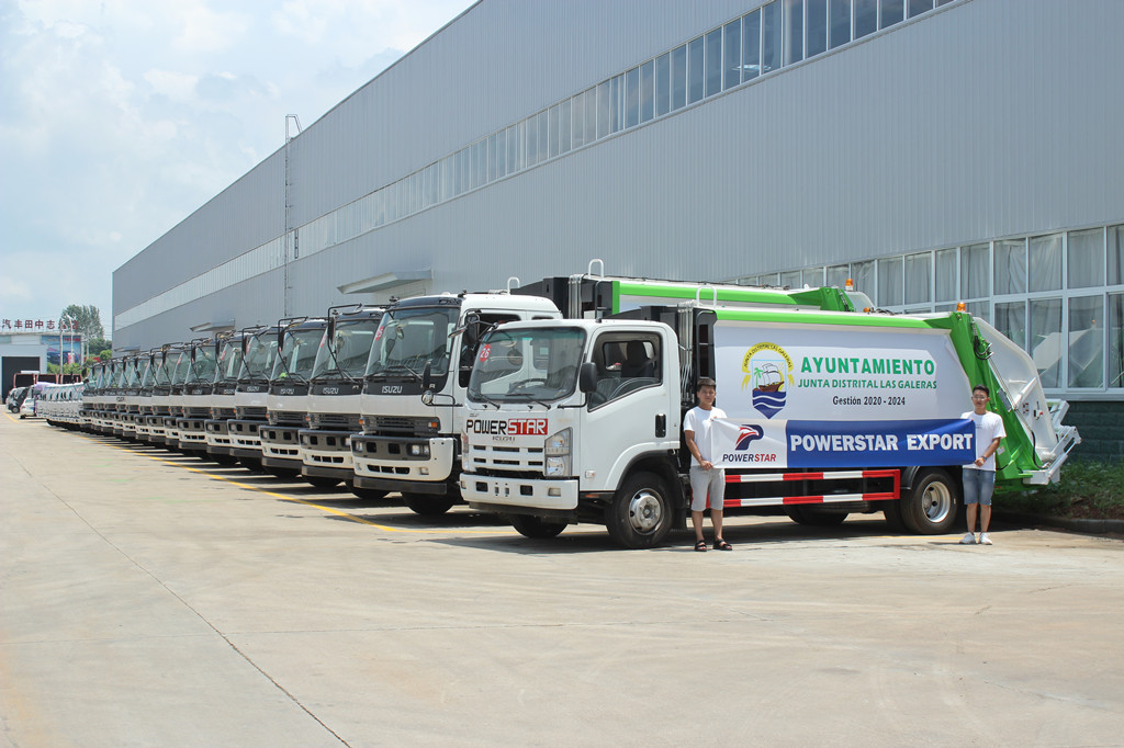Dominica - Camiones compactadores de basura ISUZU de 26 unidades
    