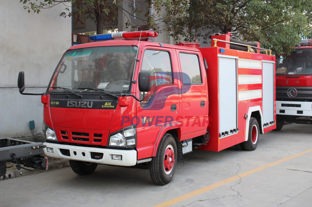 Camiones ISUZU Fabricante de vehículos contra incendios Powerstar Trucks
    